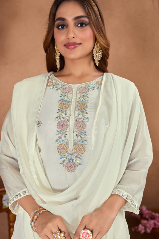 Punjabi Floral design Kurta With Trouser & Duppata